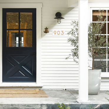 Whitehall Floating Horizontal Sign, White/Blk/Gold, 3 Digits