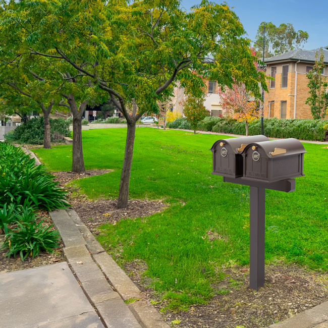 Whitehall Classic Custom Balmoral Mailbox Duo, Bronze/Gold